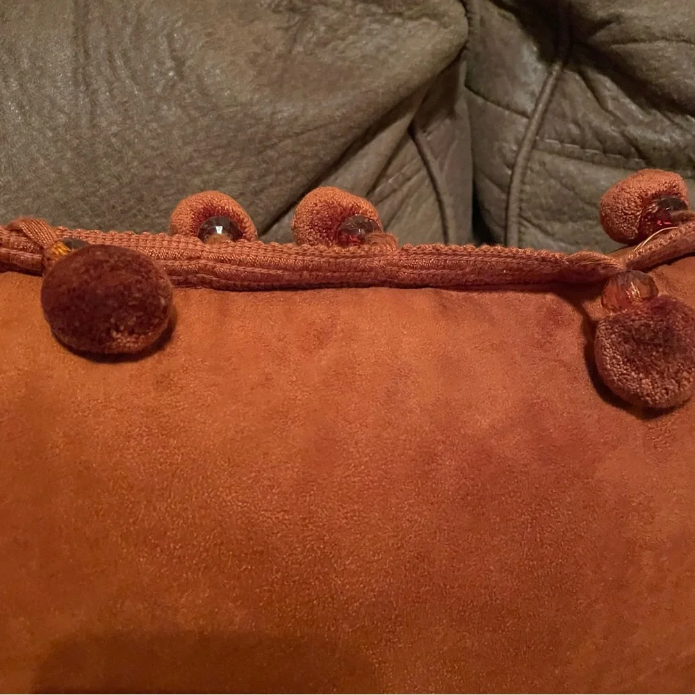 ⚡️ Decorative Pillow - 16”x16” - Rust colored -Faux Suede -Tasseled Pom trim